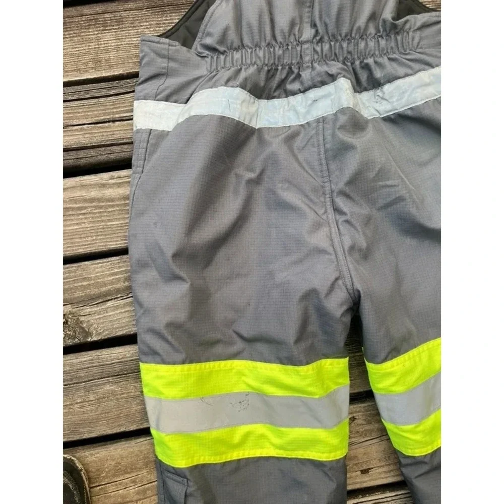 Refrigiwear please inspect